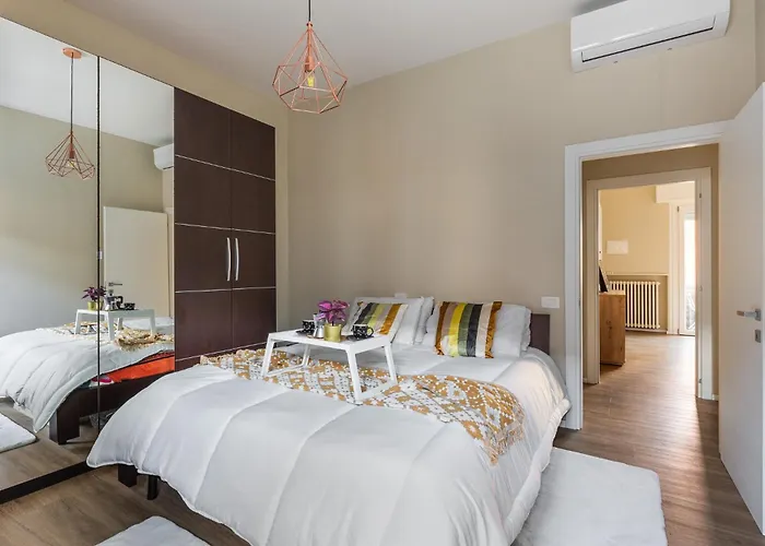 Via Giunone 1a Trilo Lägenhet *