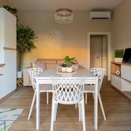 Via Giunone 1a Trilo *