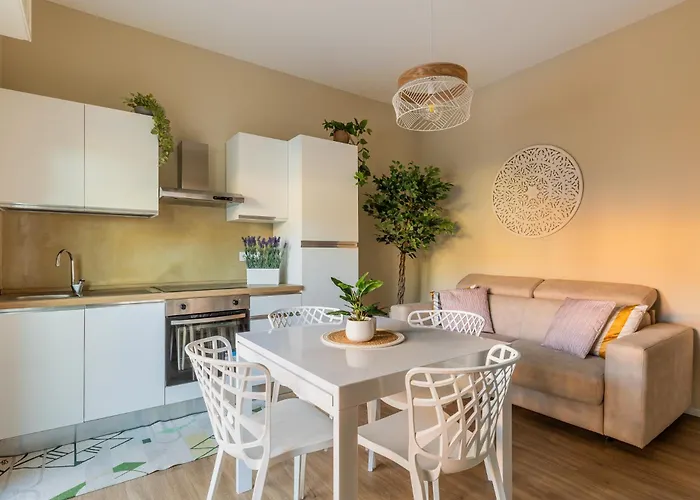 Via Giunone 1a Trilo Appartement